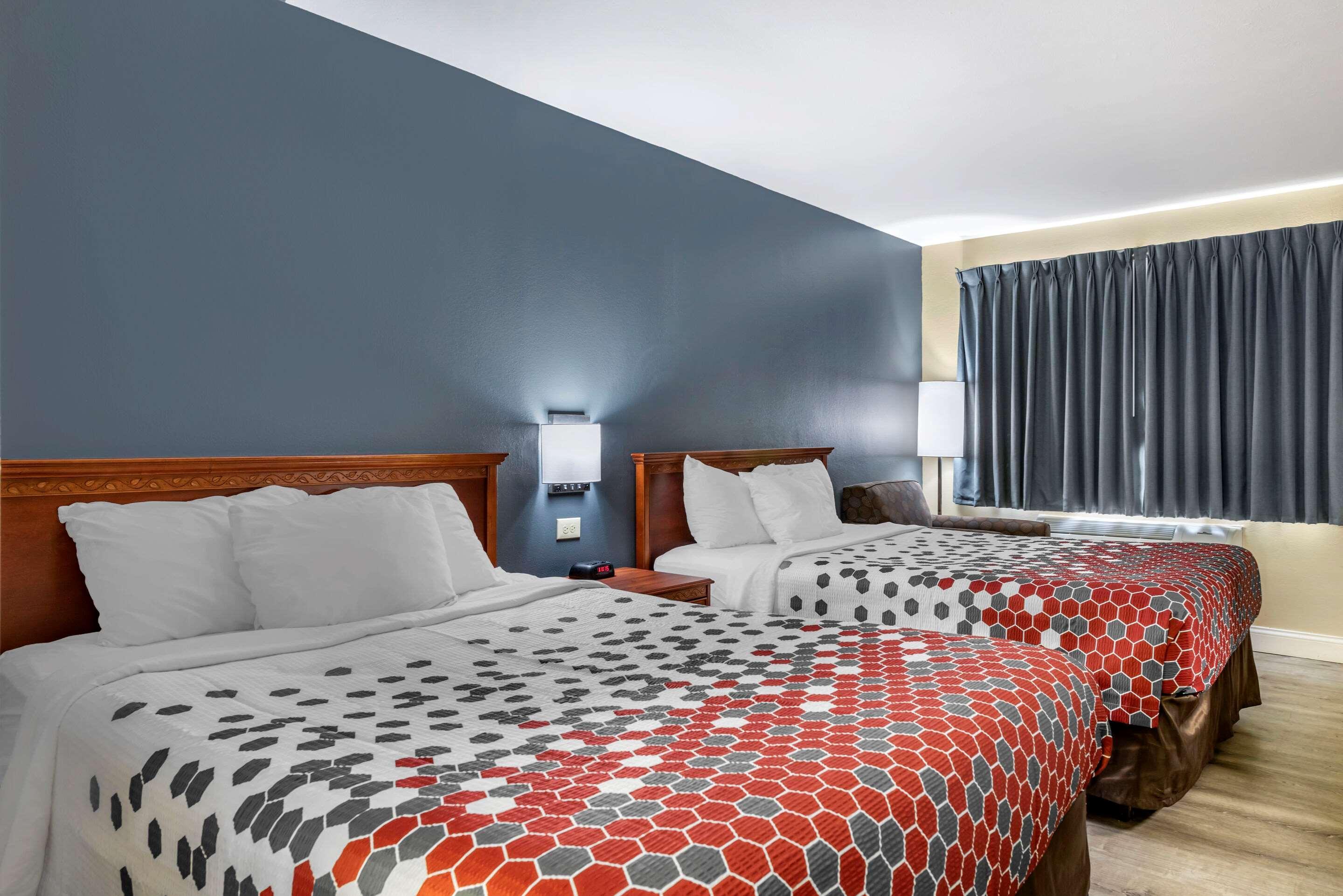 Econo Lodge Erlanger - Cincinnati Airport Exterior photo