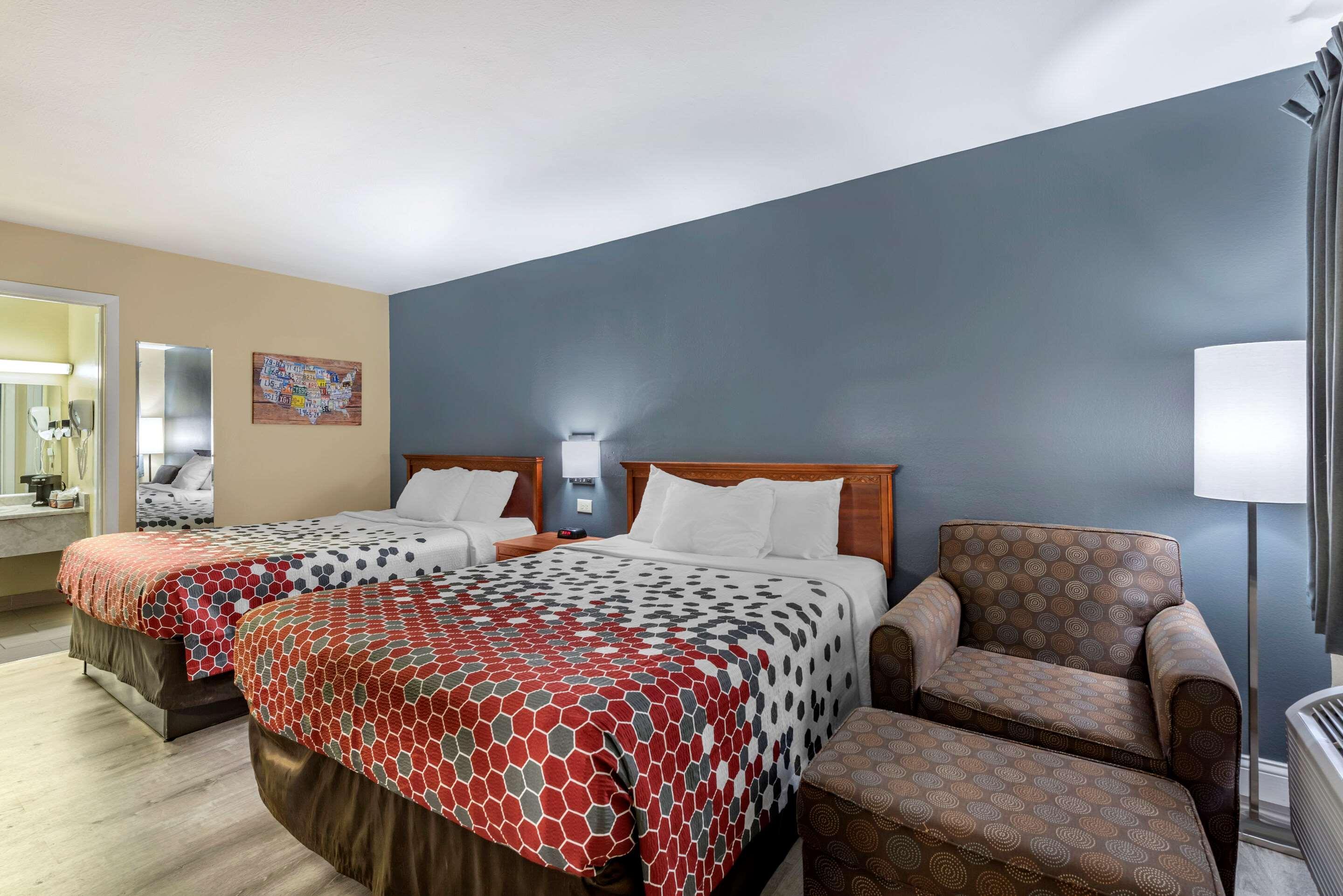 Econo Lodge Erlanger - Cincinnati Airport Exterior photo