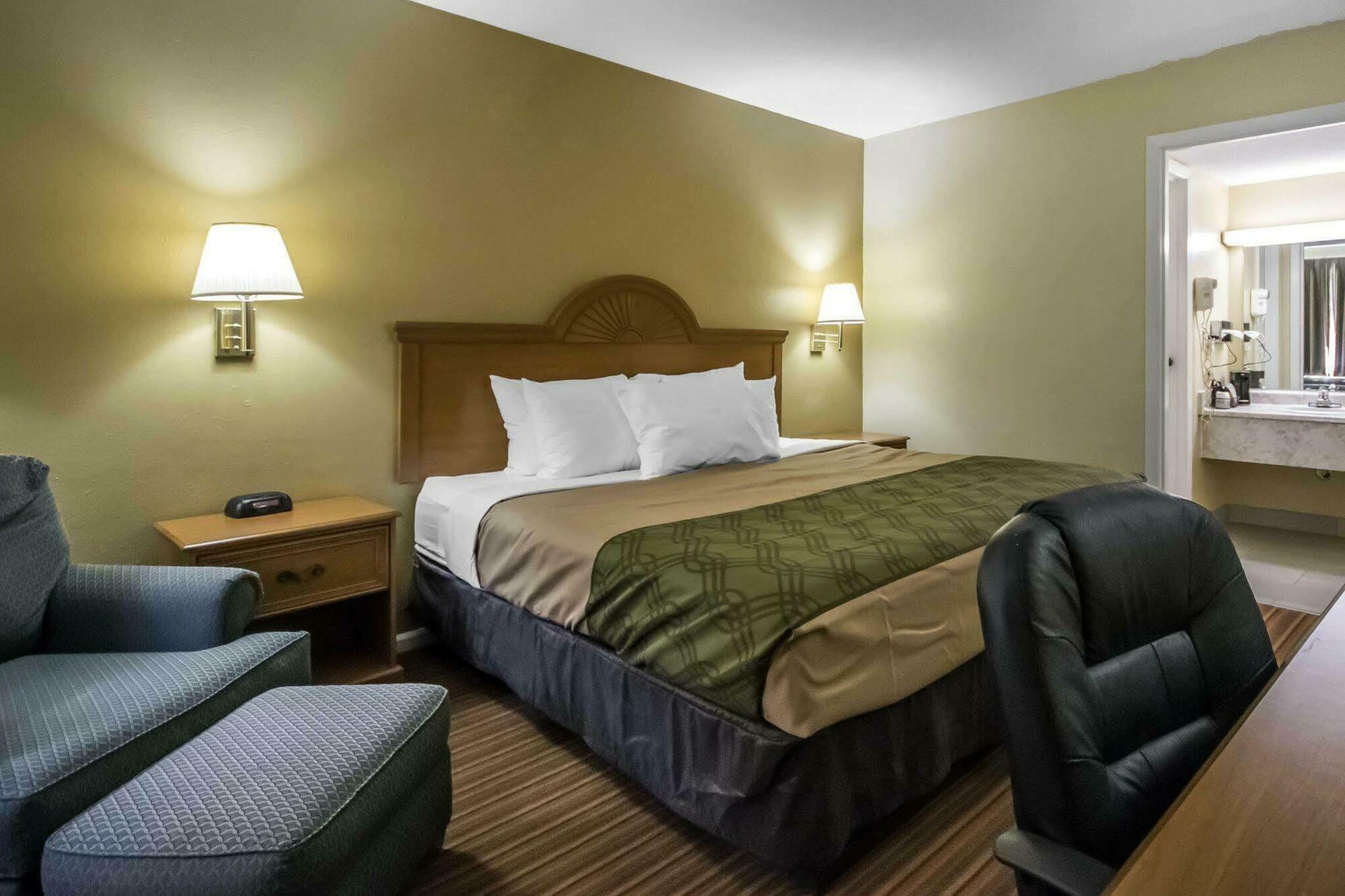 Econo Lodge Erlanger - Cincinnati Airport Exterior photo